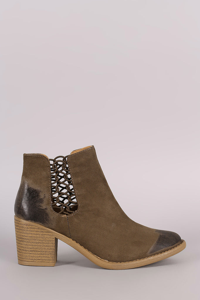 Qupid Elasticized Woven Chunky Heeled Booties